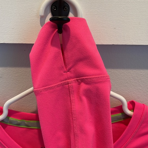 Abercrombie & Fitch Hot Pink Long Sleeve Shirt - Picture 3 of 7